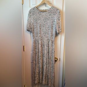 Cute mid length dress for fall or summer. NWOT